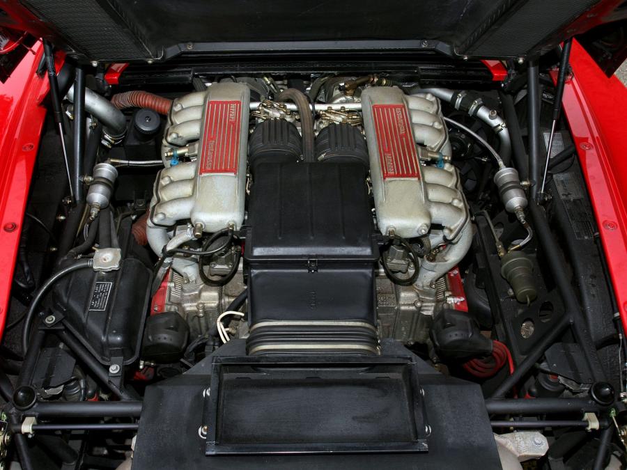  Ferrari Testarossa 1984 года  (UK) (фото 4 из 6)
